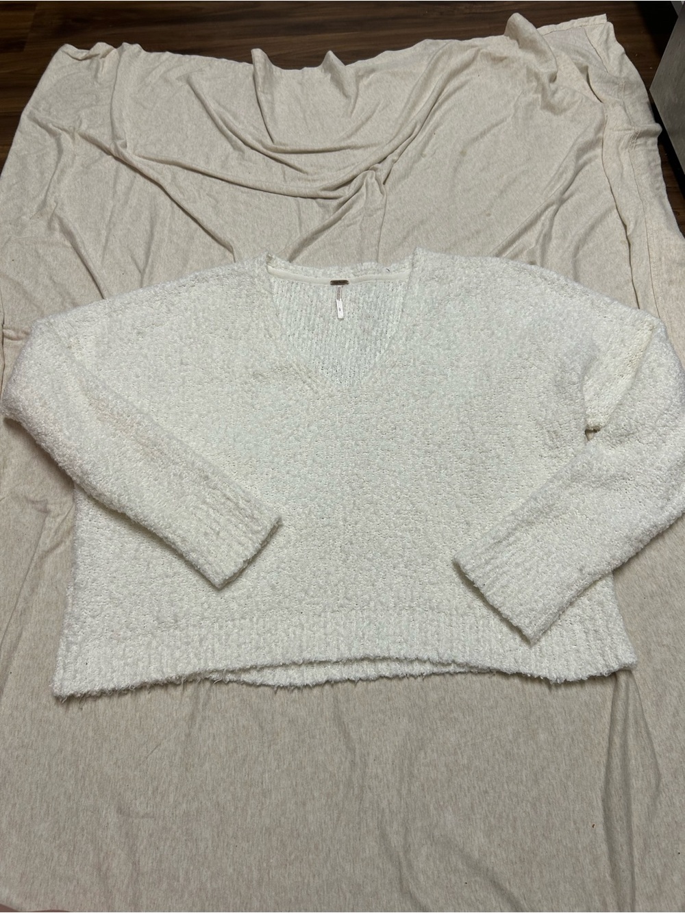 Free People Popcorn Pullover V-Neck Sweater Soft Slouchy Oversized Boucle Knit